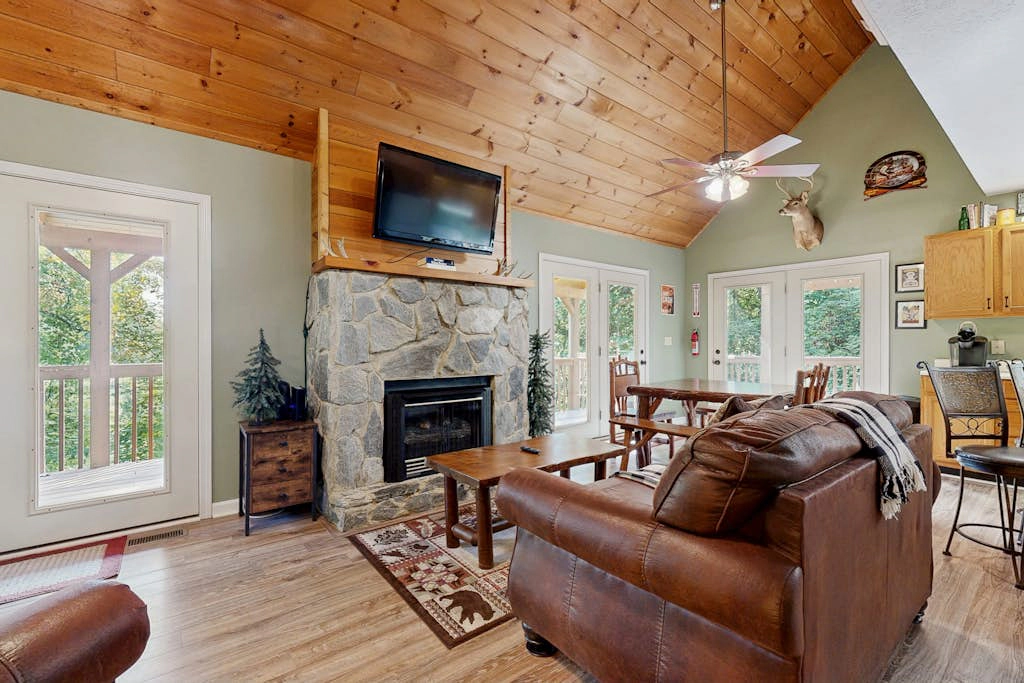 Smoky View Retreat