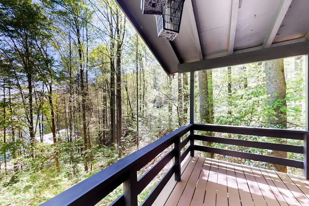 Nantahala Lake Hideout