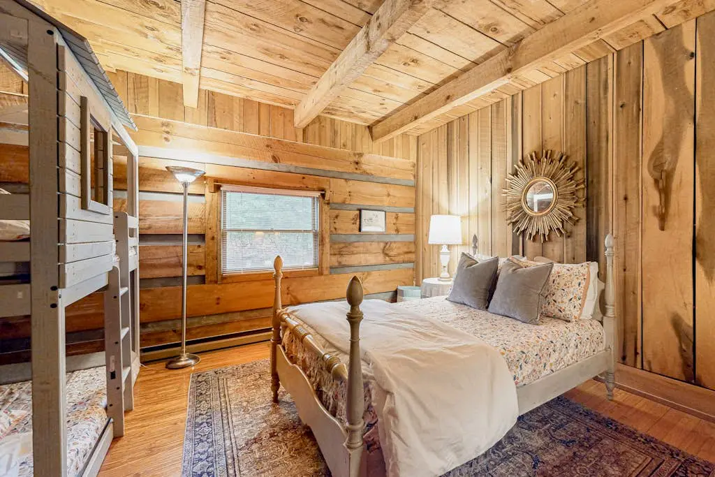 Gold Creek Cabin