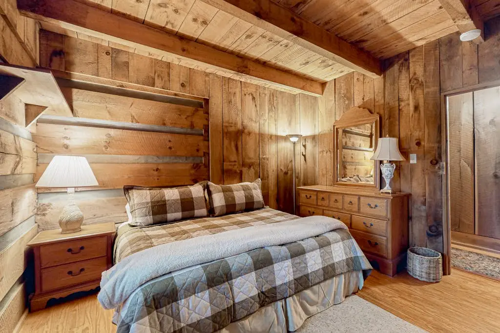 Gold Creek Cabin