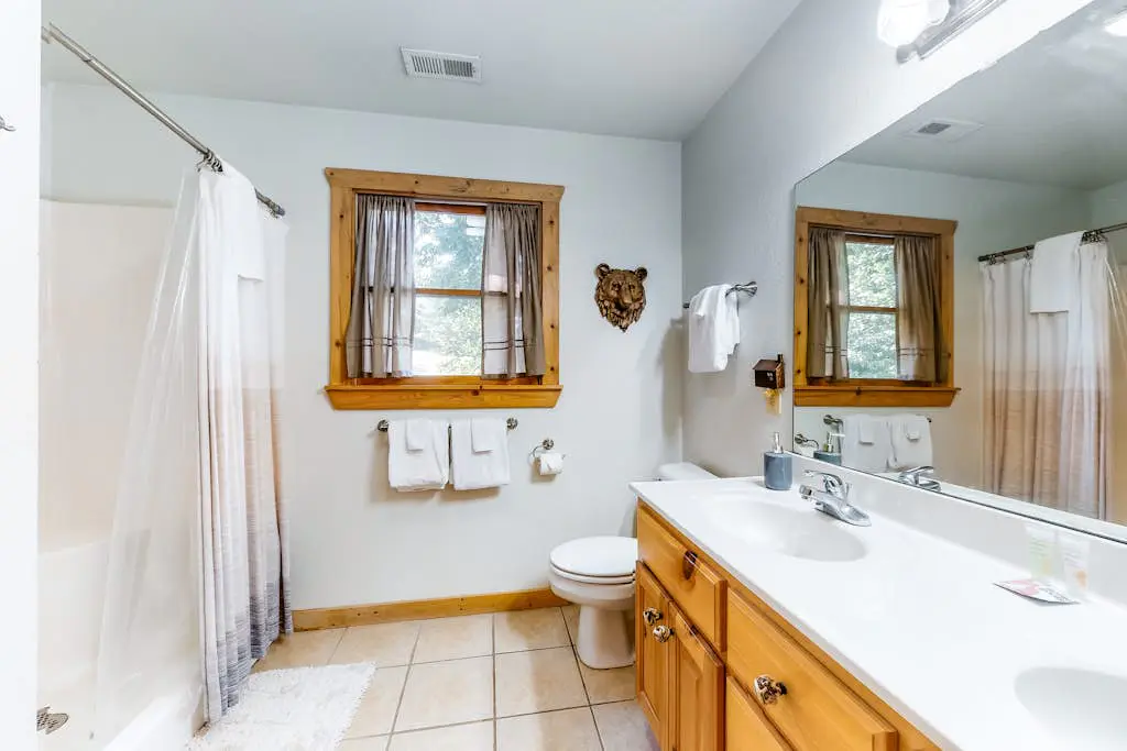 Canoe Creek Cabin