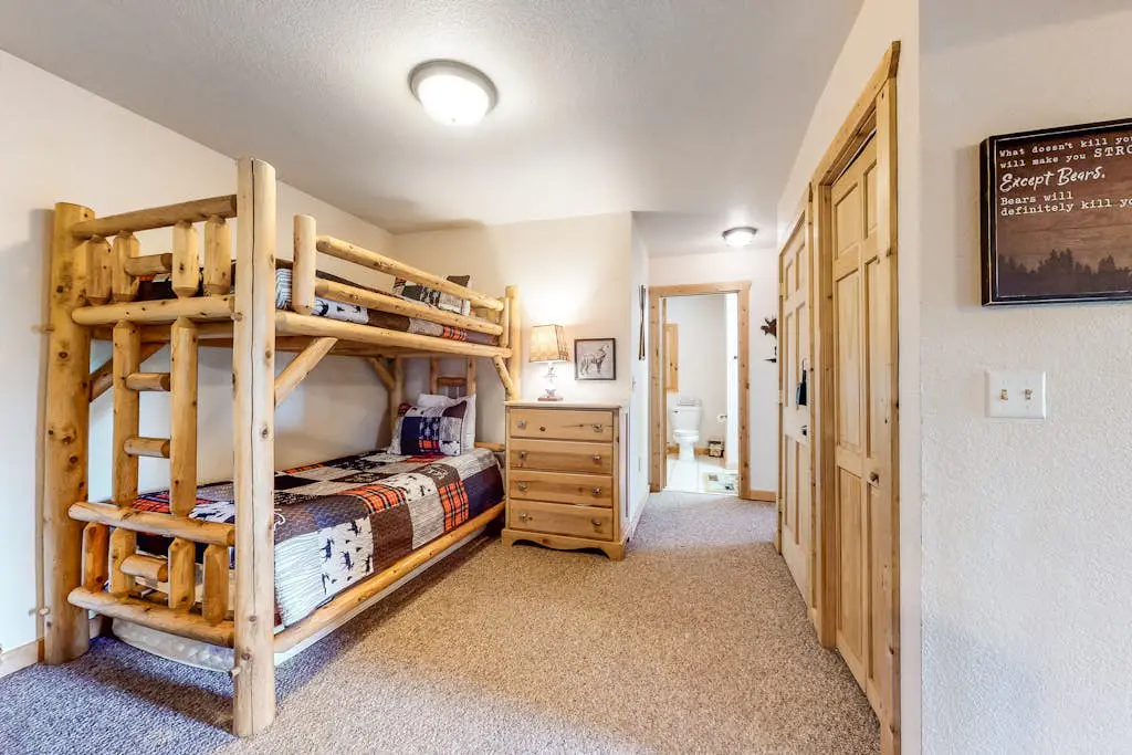 Canoe Creek Cabin