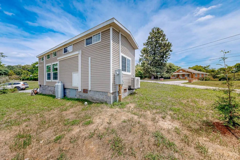 Honeycrisp Apple Cottage