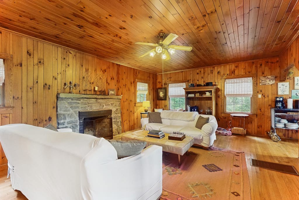 Lakefront cabin at Lake Lure with grill, boathouse, dock & porch