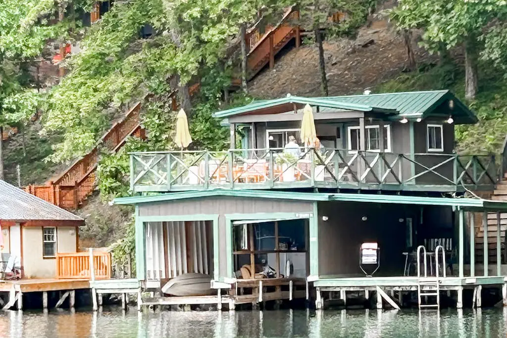 Little Lake Cottage