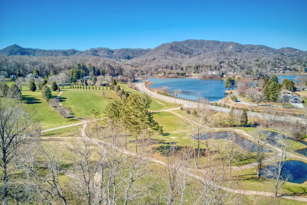 Lakeview on the Links