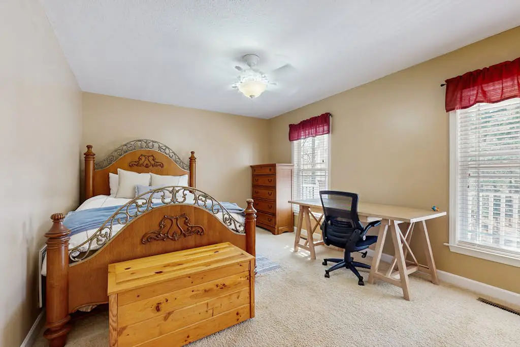 Hendersonville Hideaway