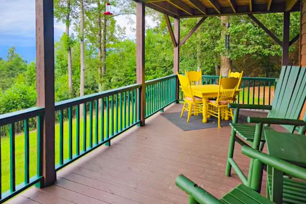 Nature's Embrace Cabin