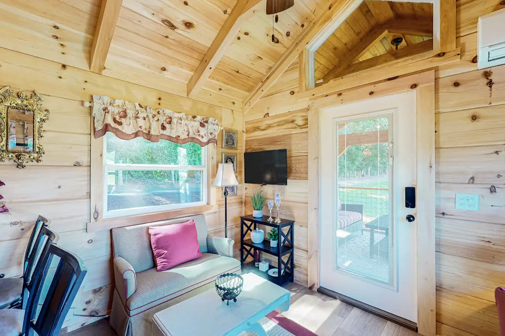 Cabin on Loye & Sunrise Cabin