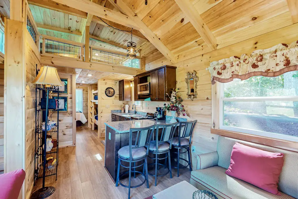 Cabin on Loye & Sunrise Cabin