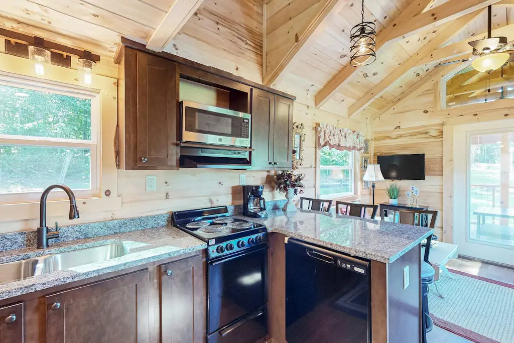 Cabin on Loye & Sunrise Cabin