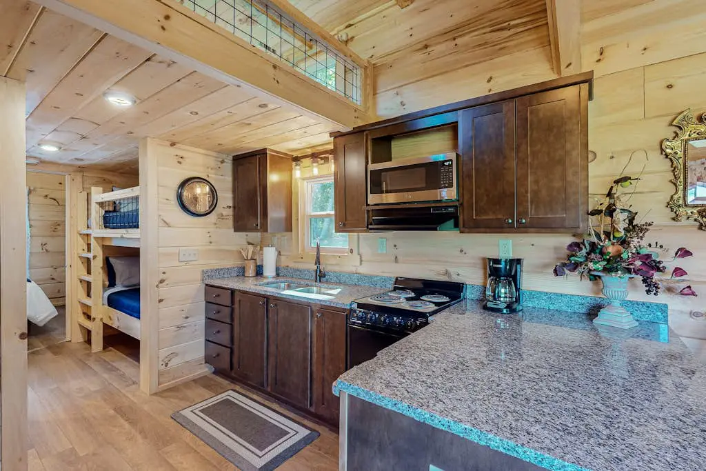Cabin on Loye & Sunrise Cabin