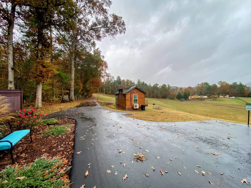 Cabin on Loye & Sunrise Cabin