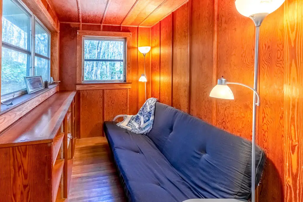 Charlotte's Cabin