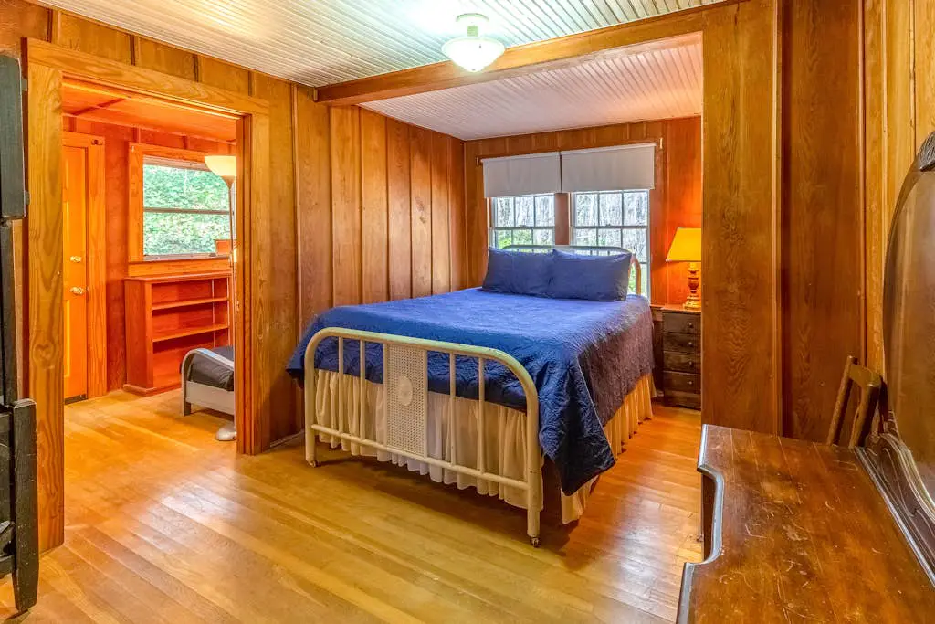 Charlotte's Cabin