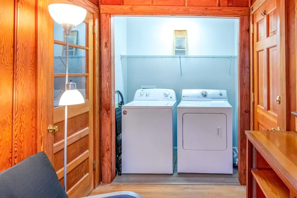 Charlotte's Cabin