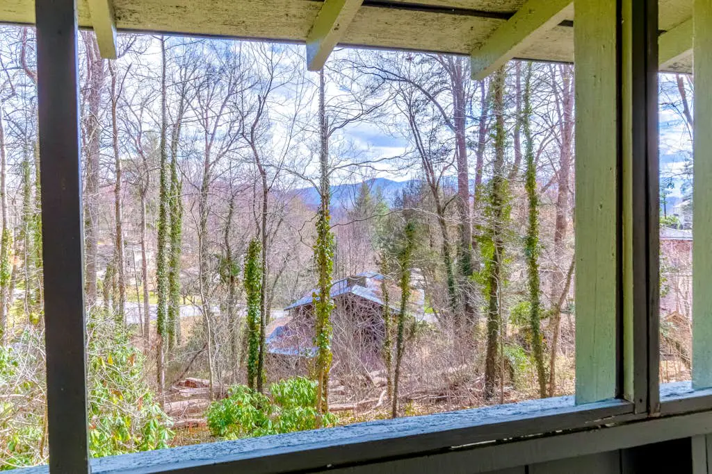 Charlotte's Cabin