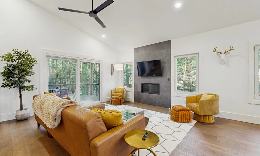 Brand-new home near Weaverville with game room, private hot tub, firepit, & BBQ