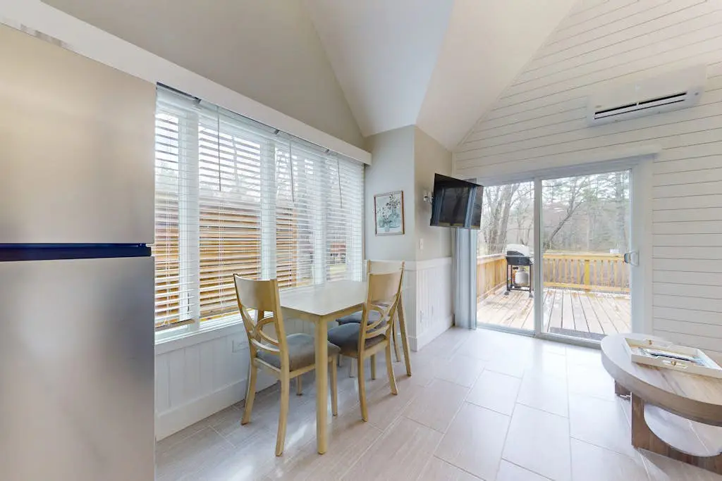 Sapphire Serenity - Full Condo