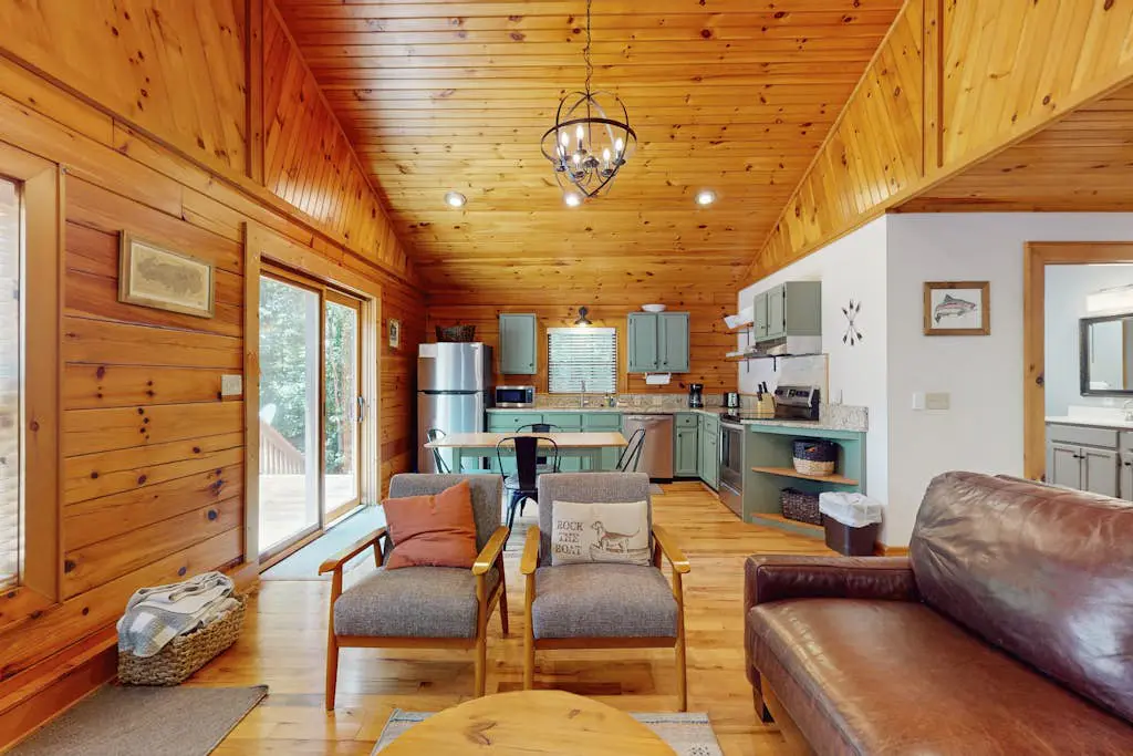 Happy Top Hideaway