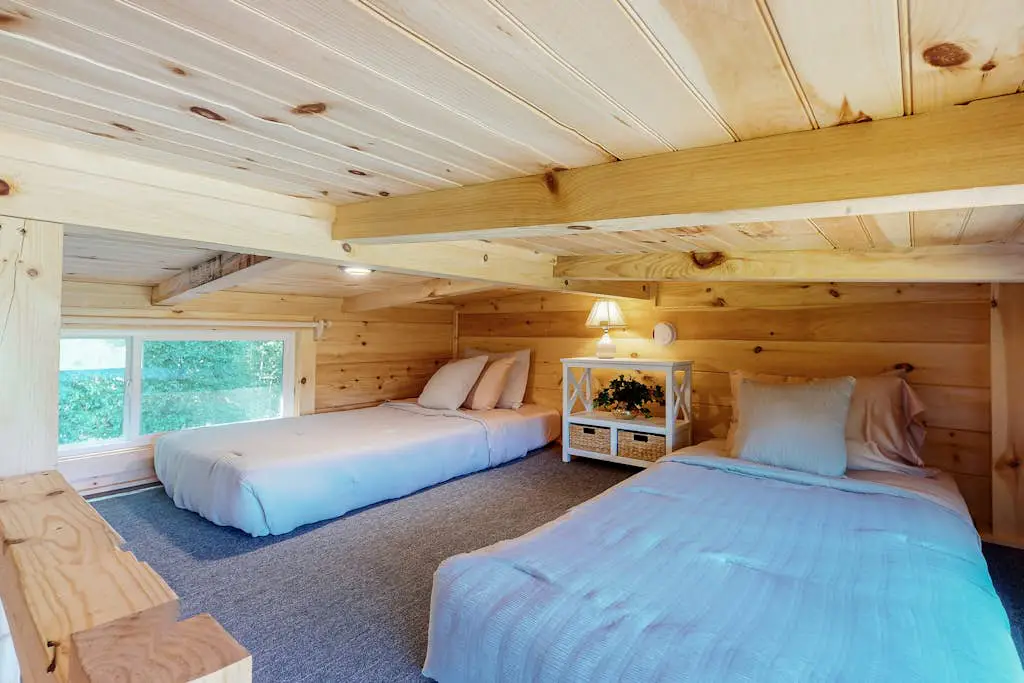 Sunrise Cabin
