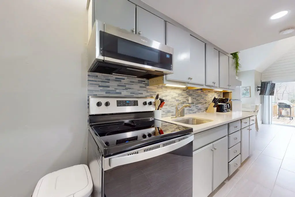Sapphire Serenity - 1 BR