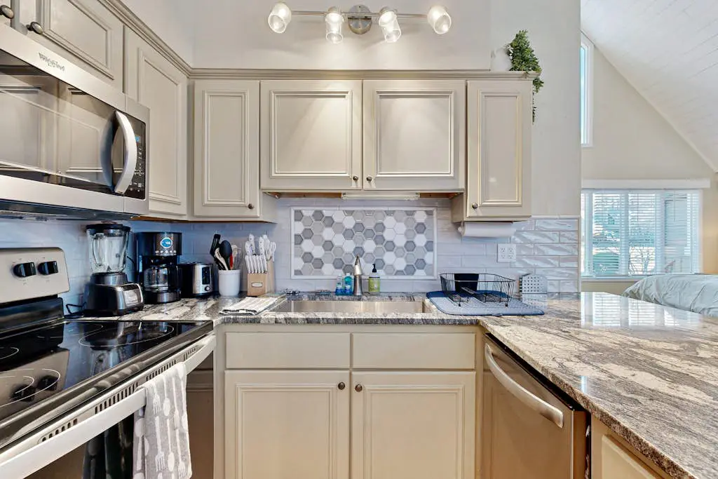 Sapphire Serenity - Studio