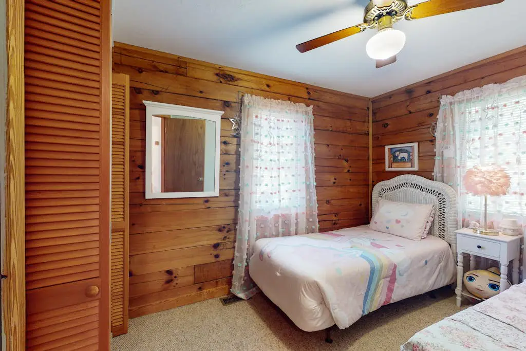 Alpine Lodge