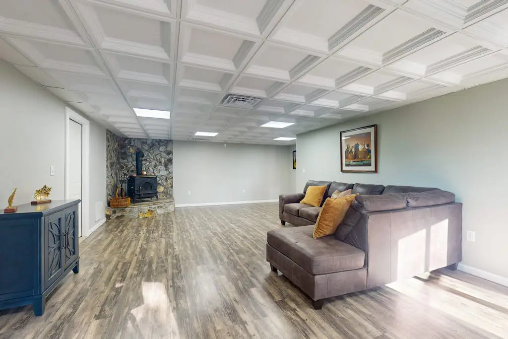 Alpine Lodge