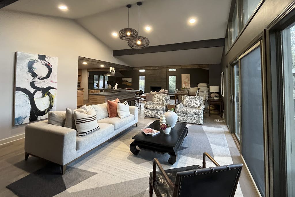The Treehouse | Modern retreat in Pisgah Forest, professionally decorated