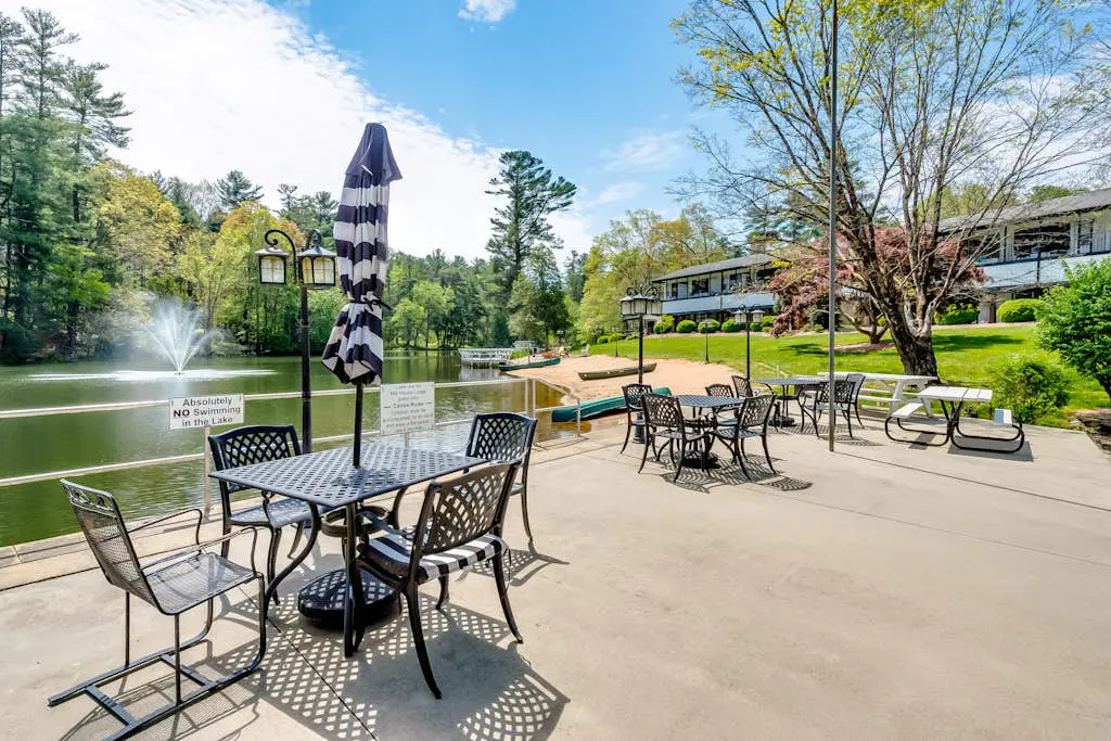 Lakeview Cottage - Unit 305