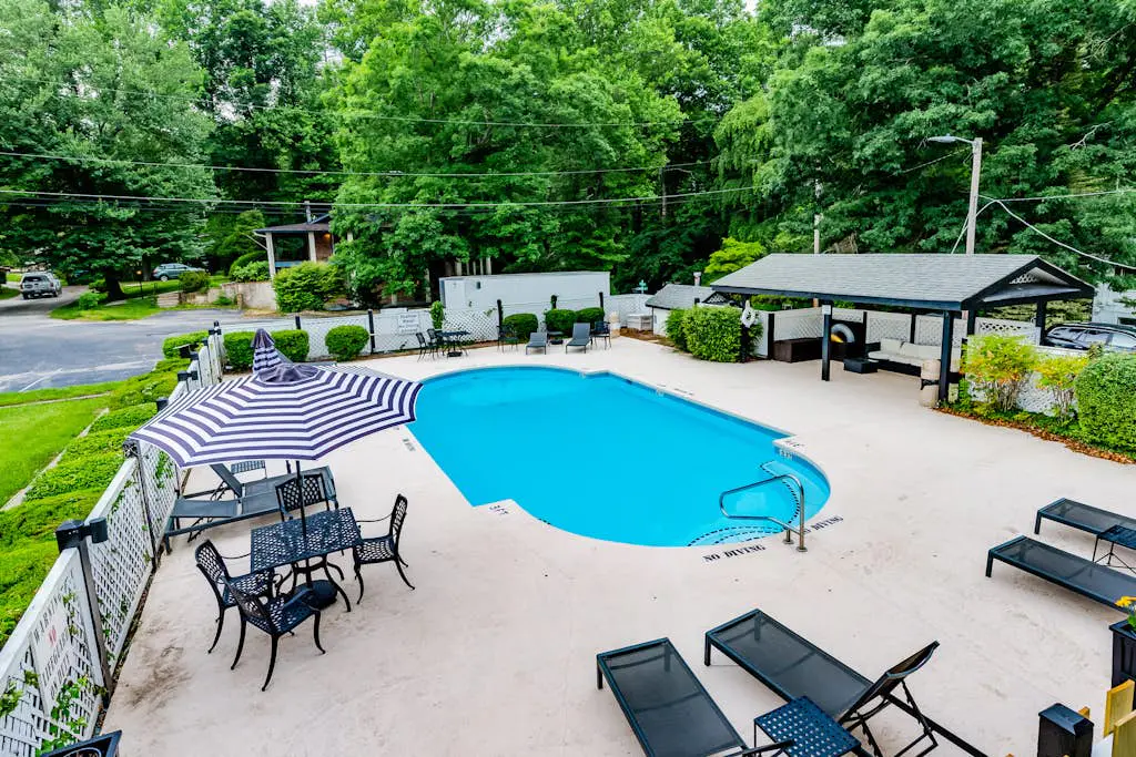 Lakeview Cottage - Unit 305