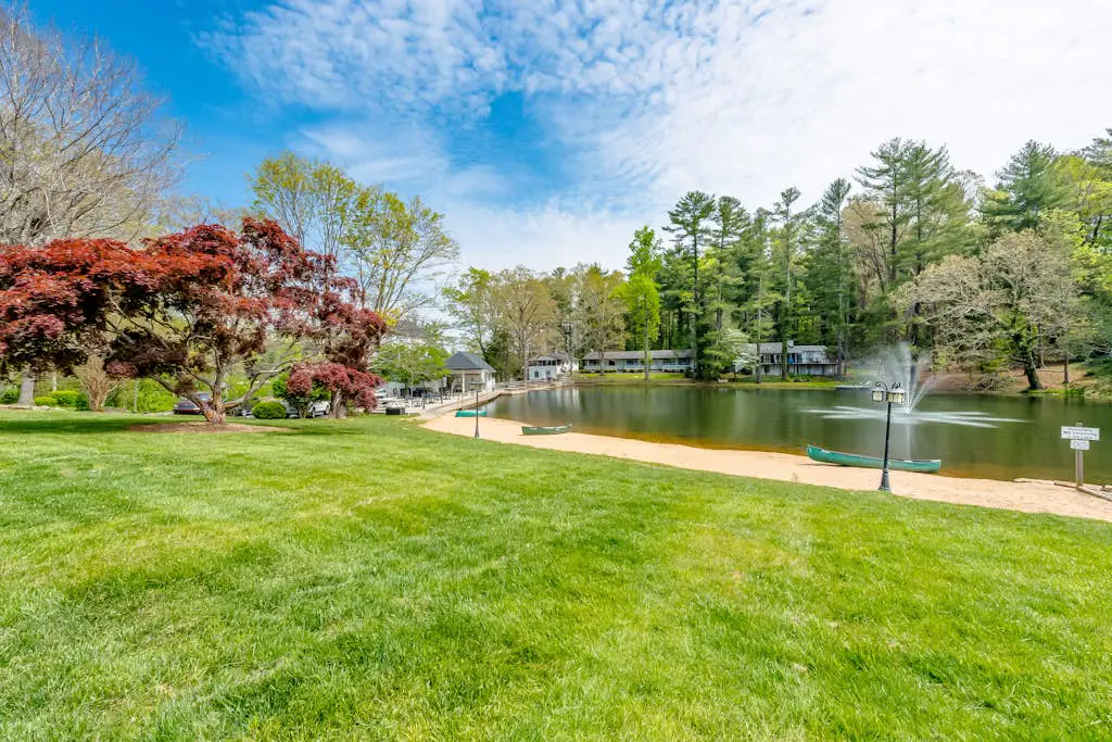 Lakeview Cottage - Unit 305