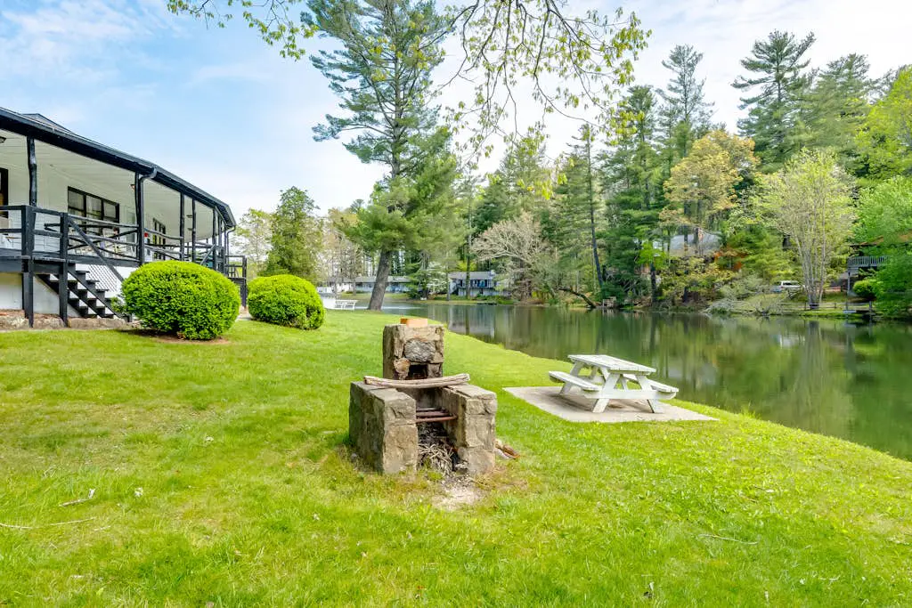 Lakeview Cottage - Unit 305