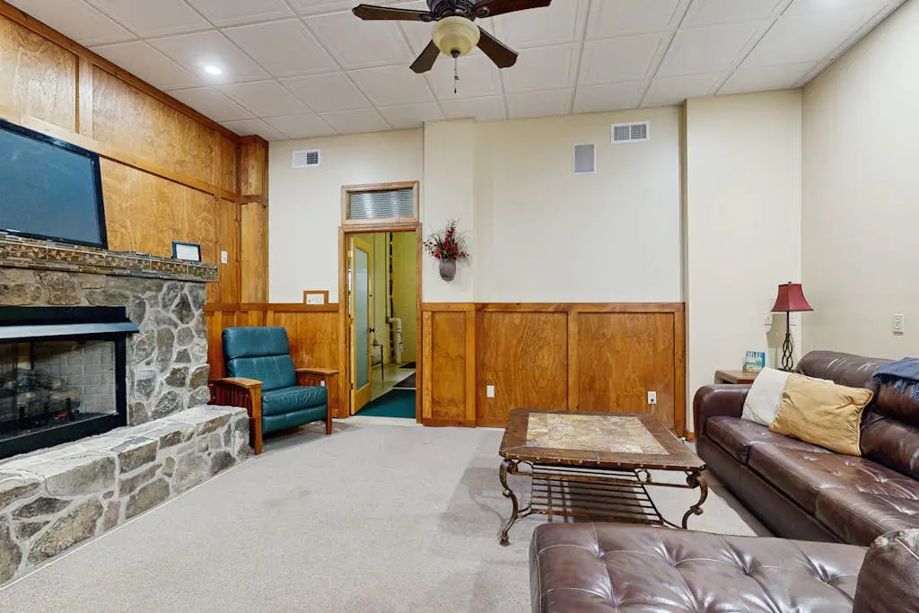 Bear Creek Cabin
