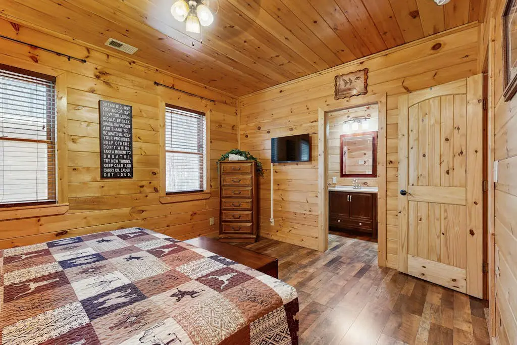 Town Mountain Lodge