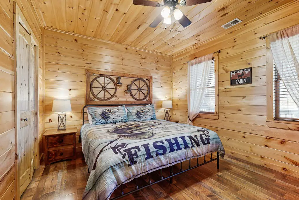Town Mountain Lodge