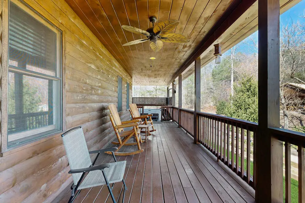 Town Mountain Lodge
