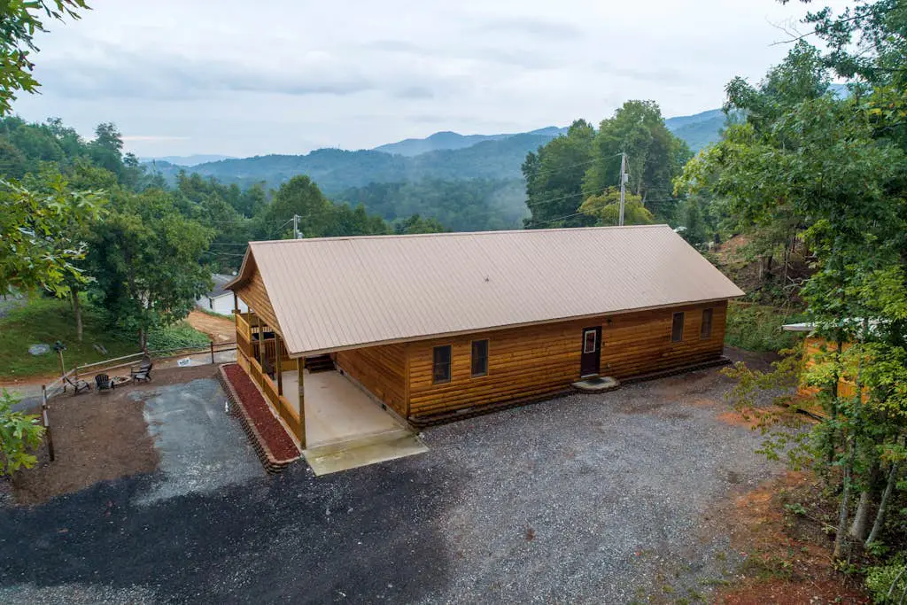 Town Mountain Lodge