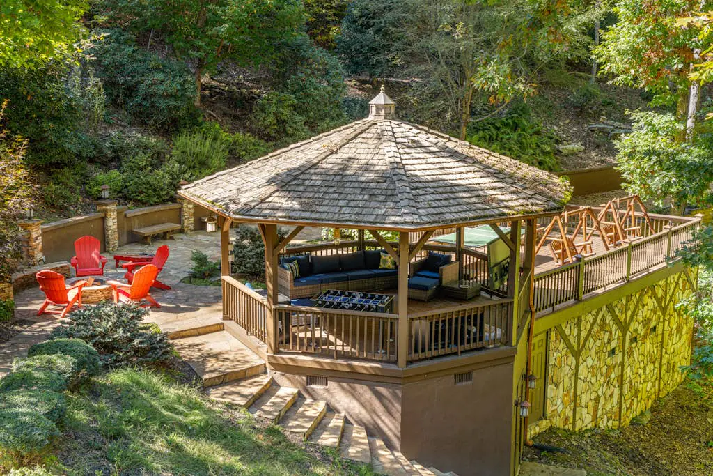 Oasis In the Mountains