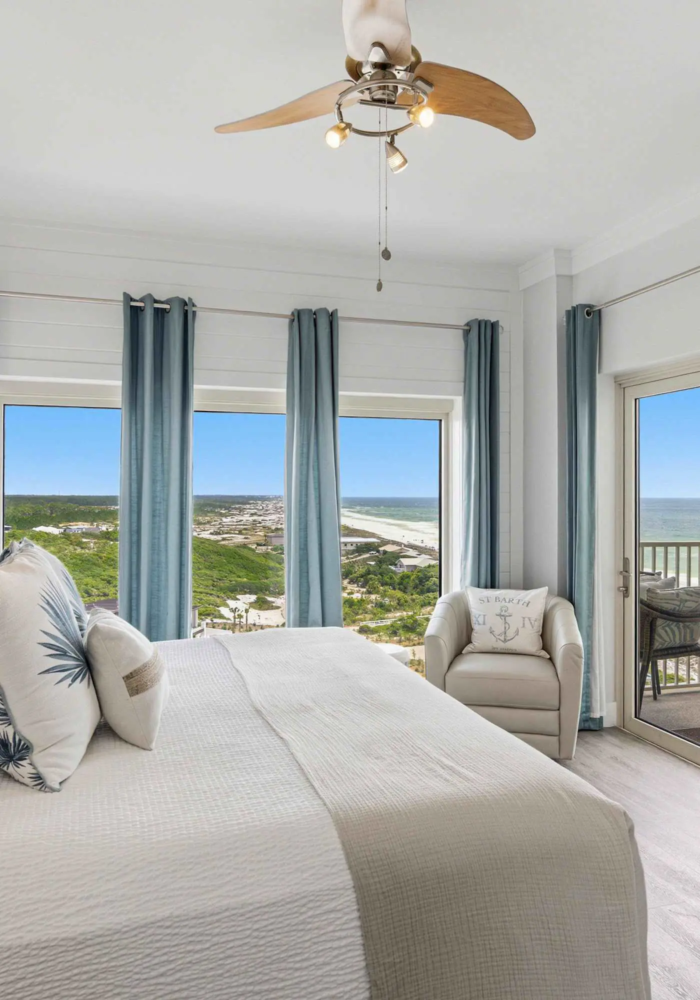 Spacious beachfront condo with gulf views