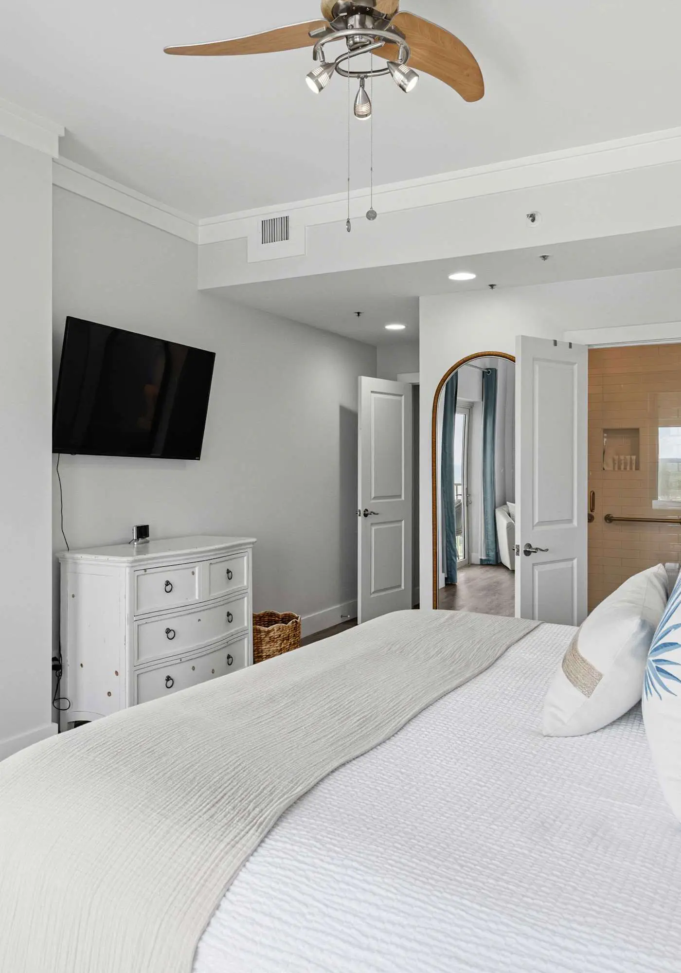 Spacious beachfront condo with gulf views