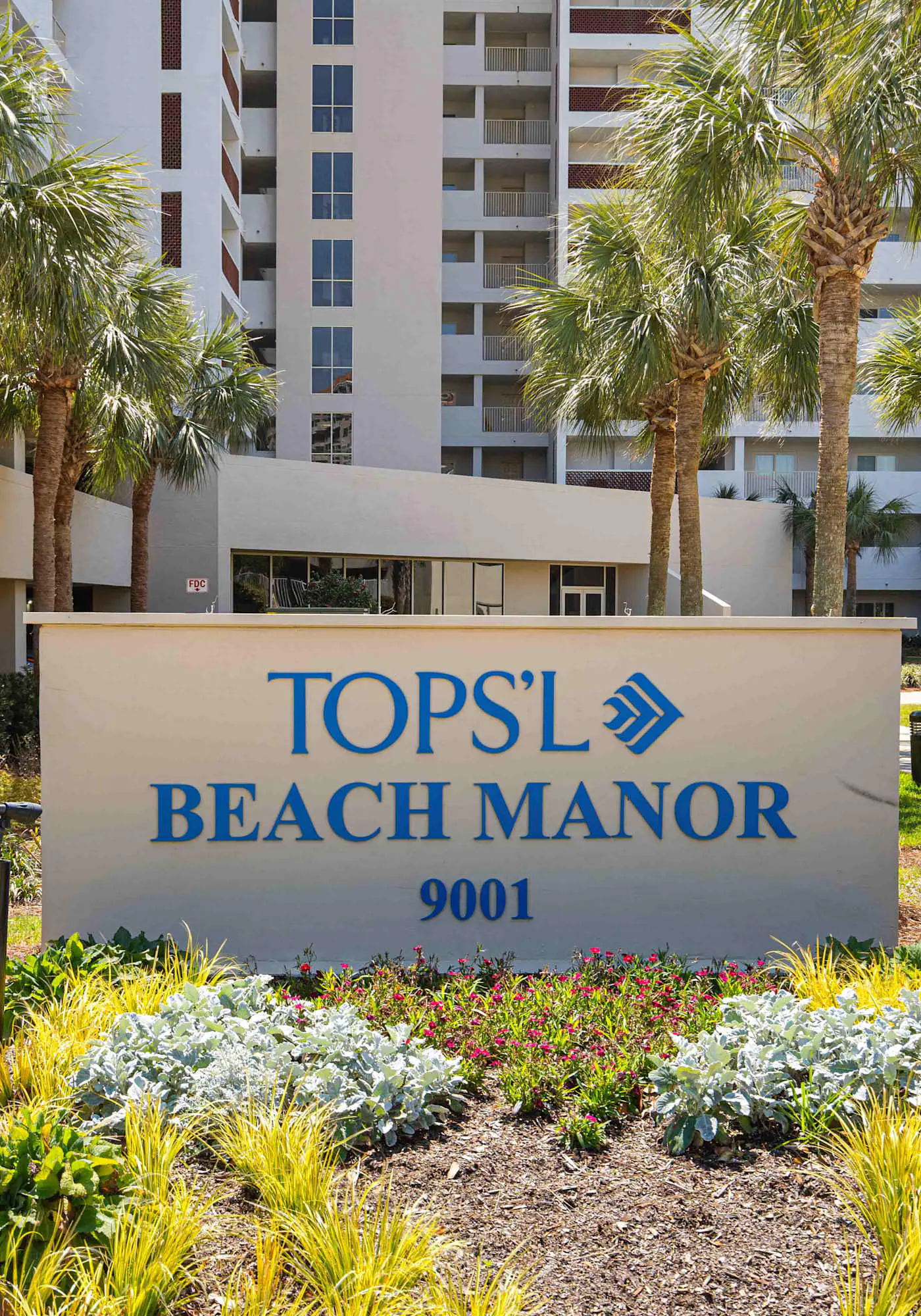 Spacious beachfront condo with gulf views