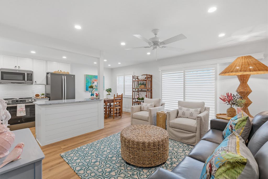 Relaxing King Suite with Poolside Patio & Partial Ocean Views
