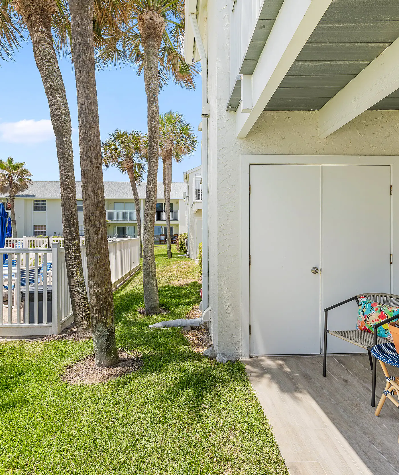Colony Beach Club 133