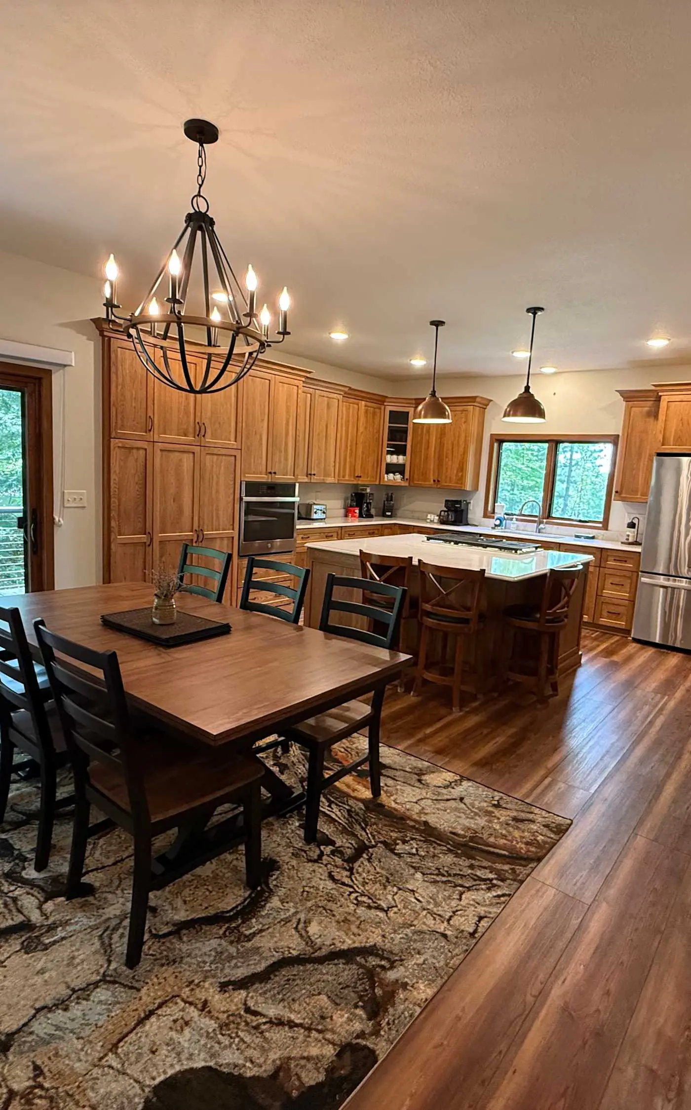 Linger Longer Lodge- on White Sand Lake, swim, bike & more