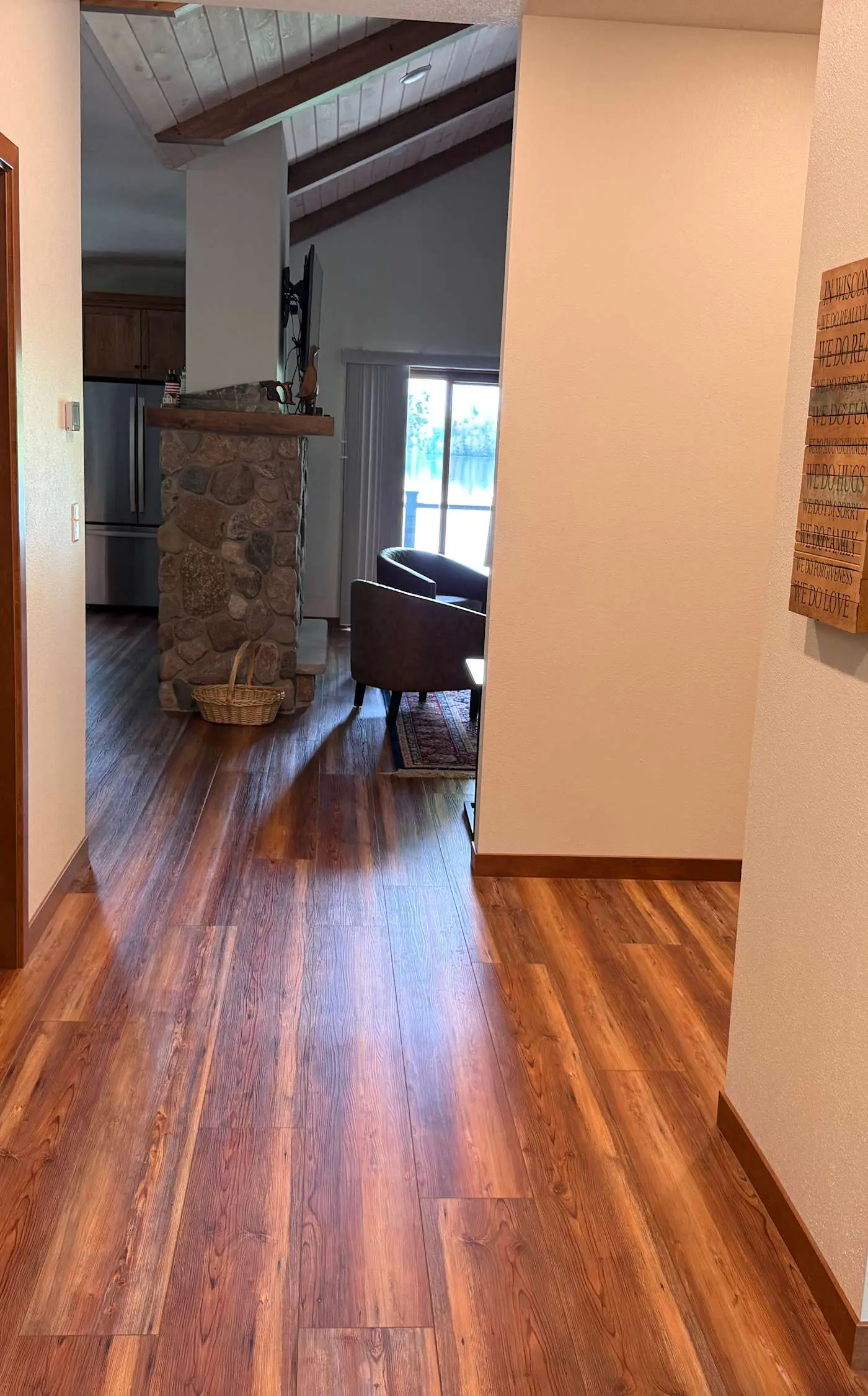 Linger Longer Lodge- on White Sand Lake, swim, bike & more
