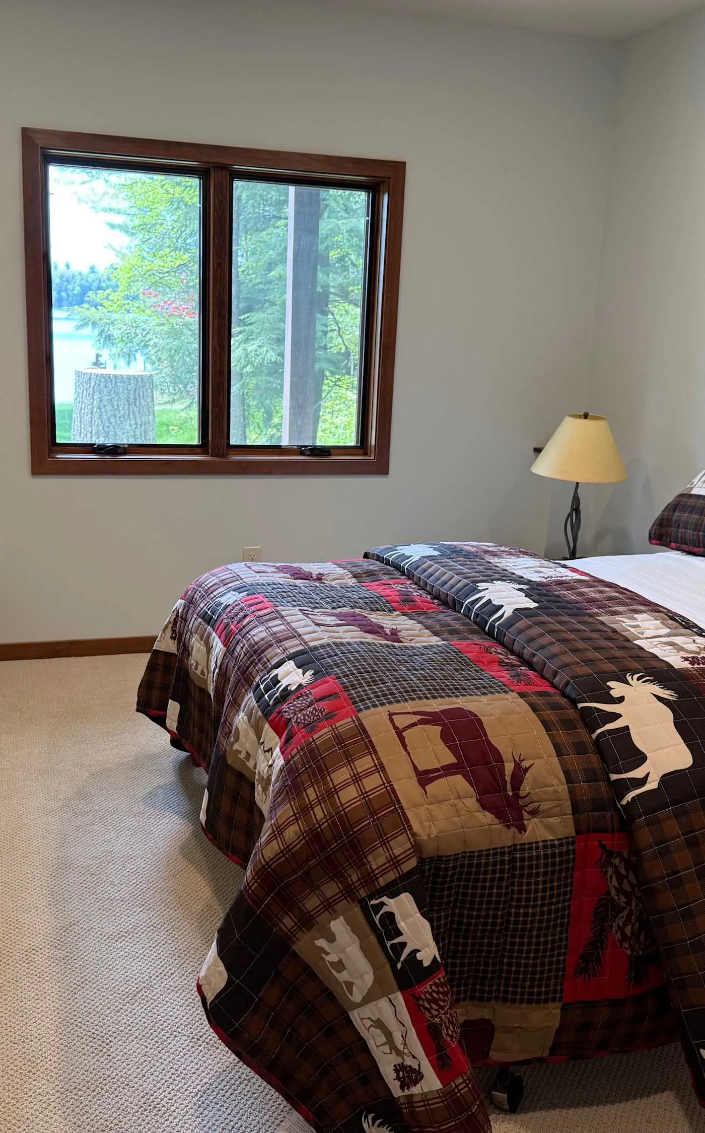 Linger Longer Lodge- on White Sand Lake, swim, bike & more
