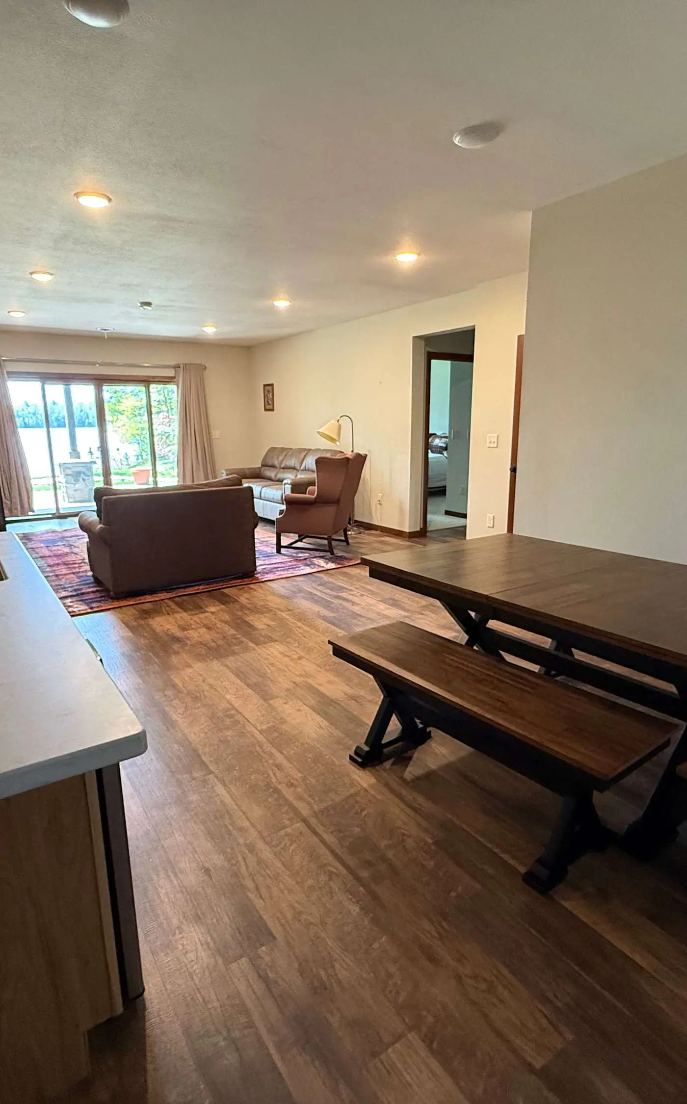 Linger Longer Lodge- on White Sand Lake, swim, bike & more