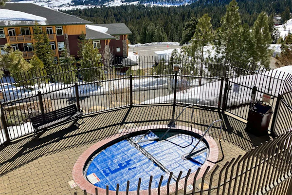 Well-appointed, ski-in/out condo with hot tub, mountain view, & deck